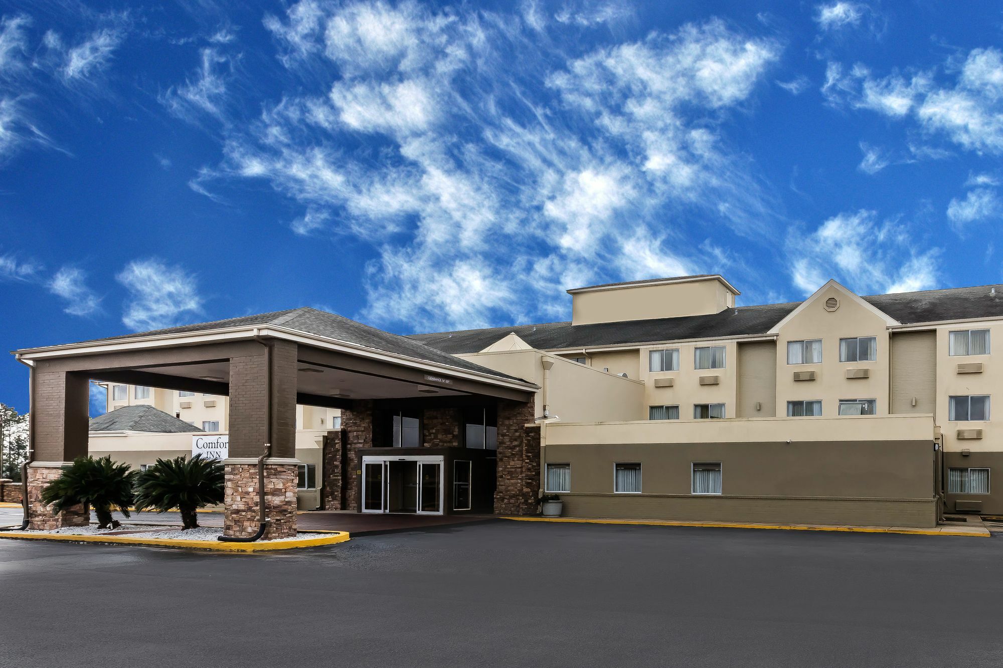 Comfort Inn & Suites Crystal Inn Sportsplex Gulfport Exterior photo